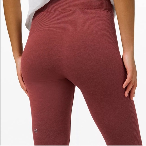 Lululemon Keep The Heat Winterized Thermal Tights - Picture 2 of 4